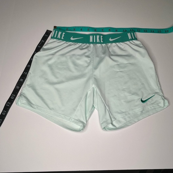 Nike Kids' Dri-FIT Trophy 6-Inch Shorts Size Small - Picture 6 of 7